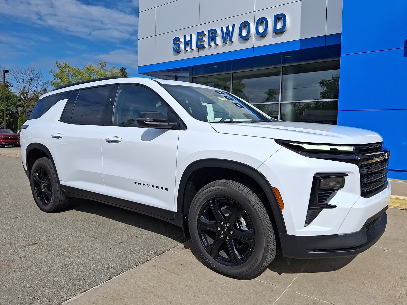 2027 Chevrolet Traverse AWD LT — photo 1 of 32