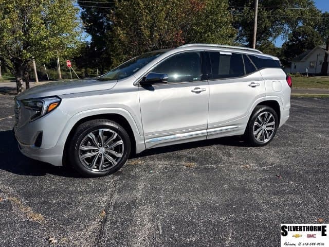 2019 GMC Terrain Denali — photo 1 of 31