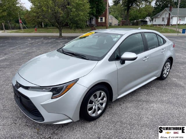 2025 Toyota Corolla LE — photo 1 of 33