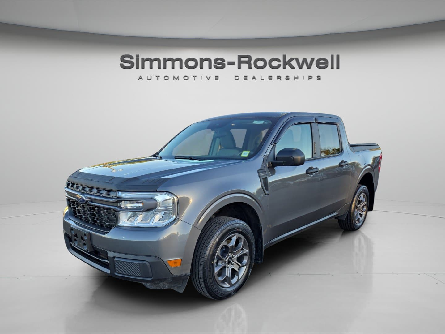 2023 Ford Maverick Base — photo 1 of 28