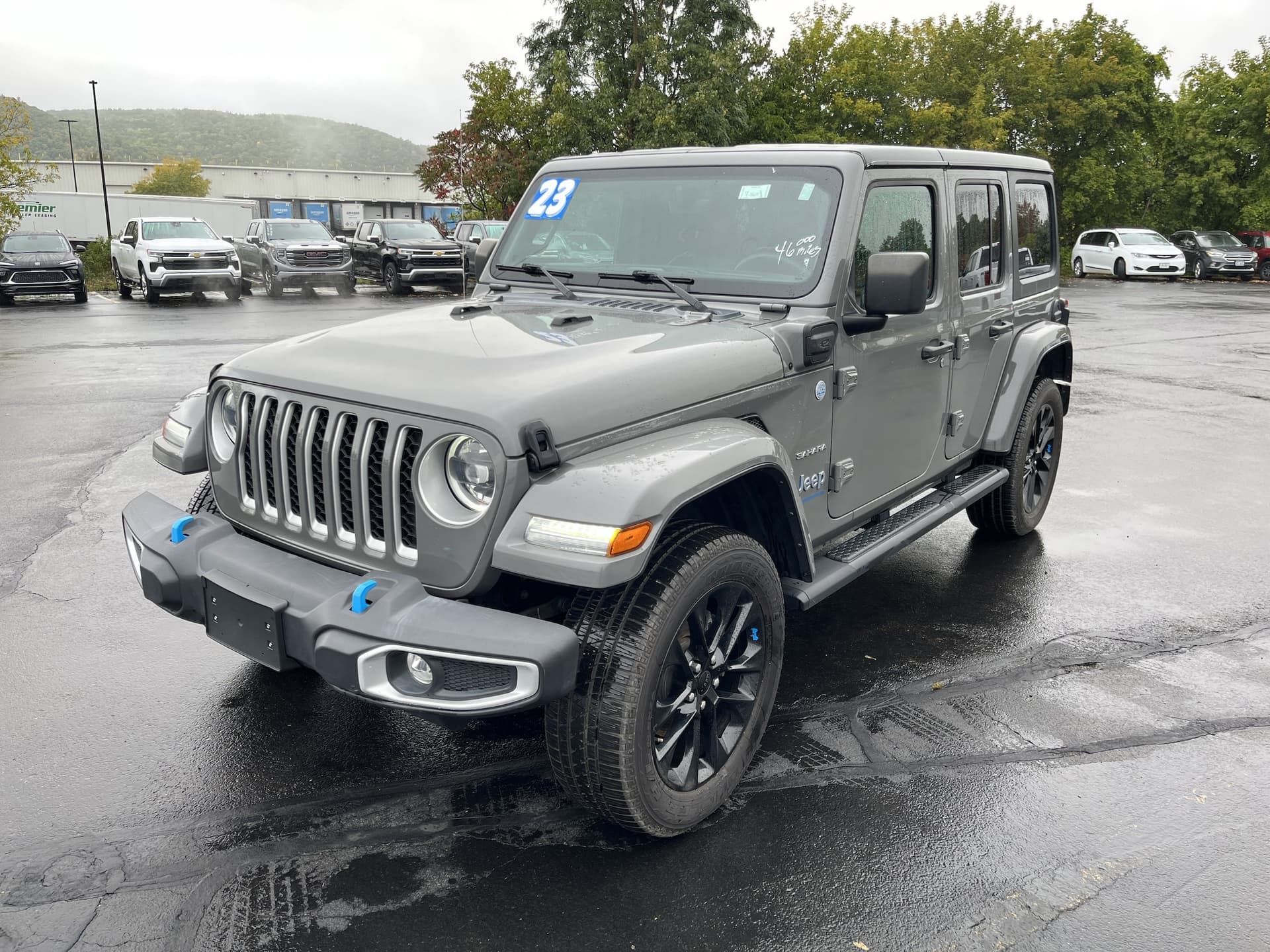 2023 Jeep Wrangler 4xe Sahara — photo 1 of 31