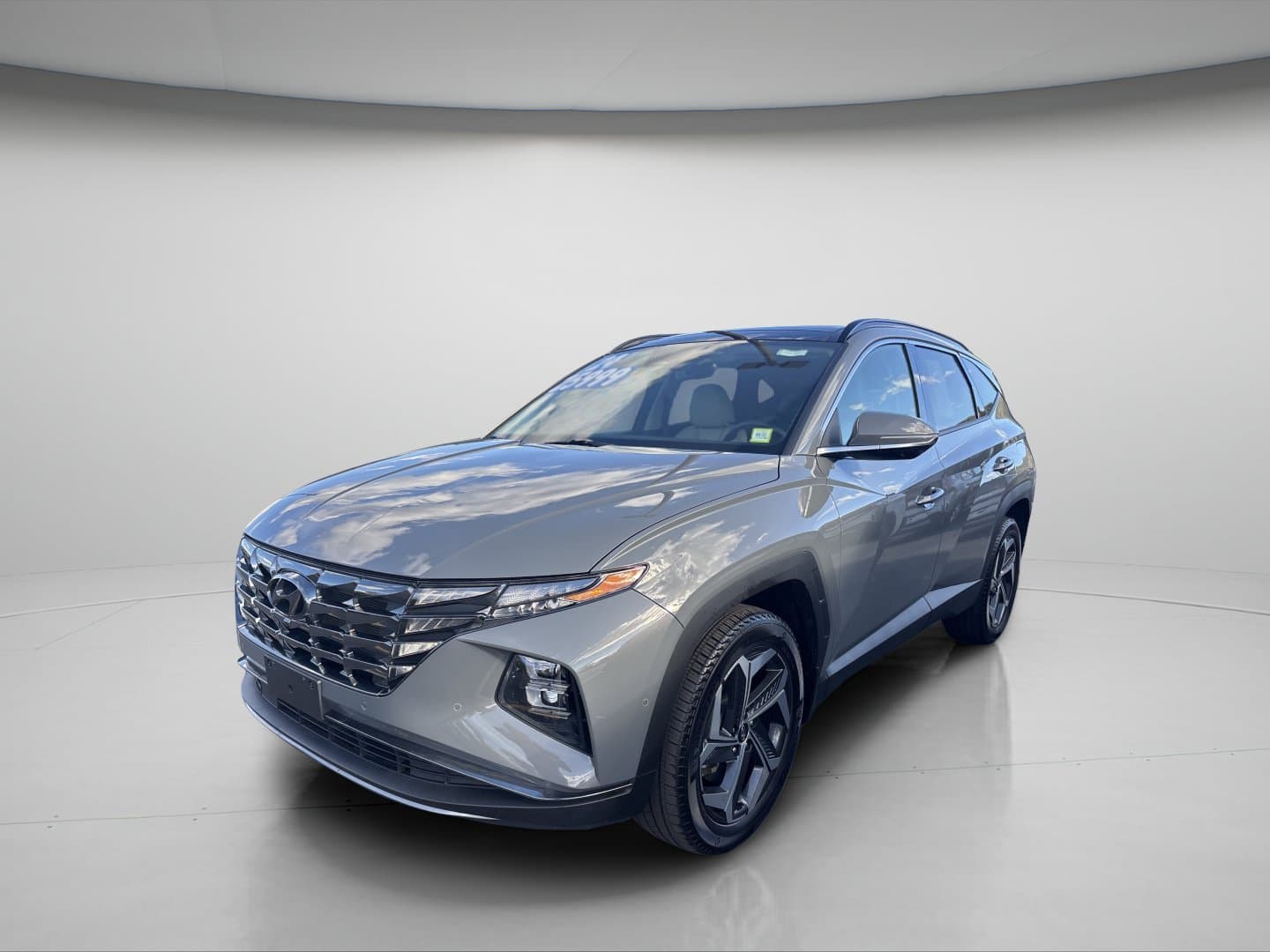 2024 Hyundai Tucson Limited — photo 1 of 28