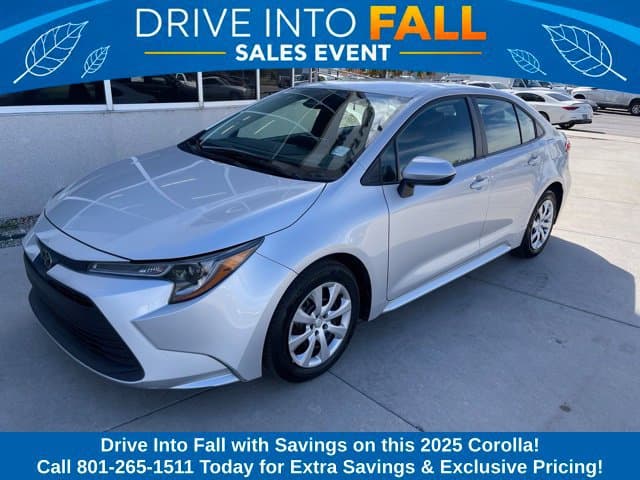 2025 Toyota Corolla LE — photo 1 of 18