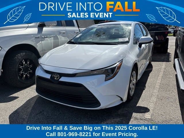 2025 Toyota Corolla LE — photo 1 of 3