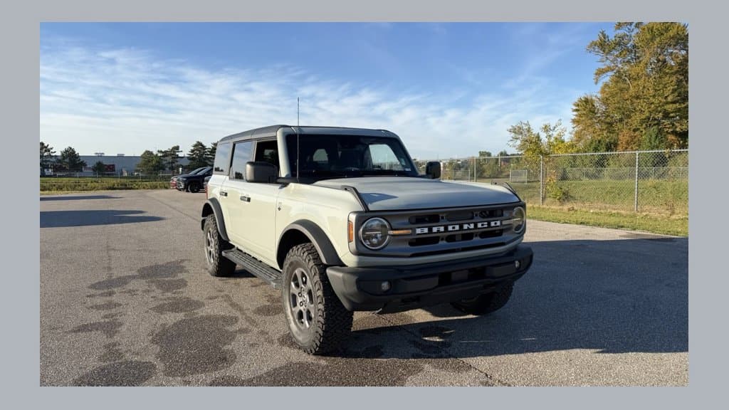 2022 Ford Bronco Big Bend — photo 1 of 16