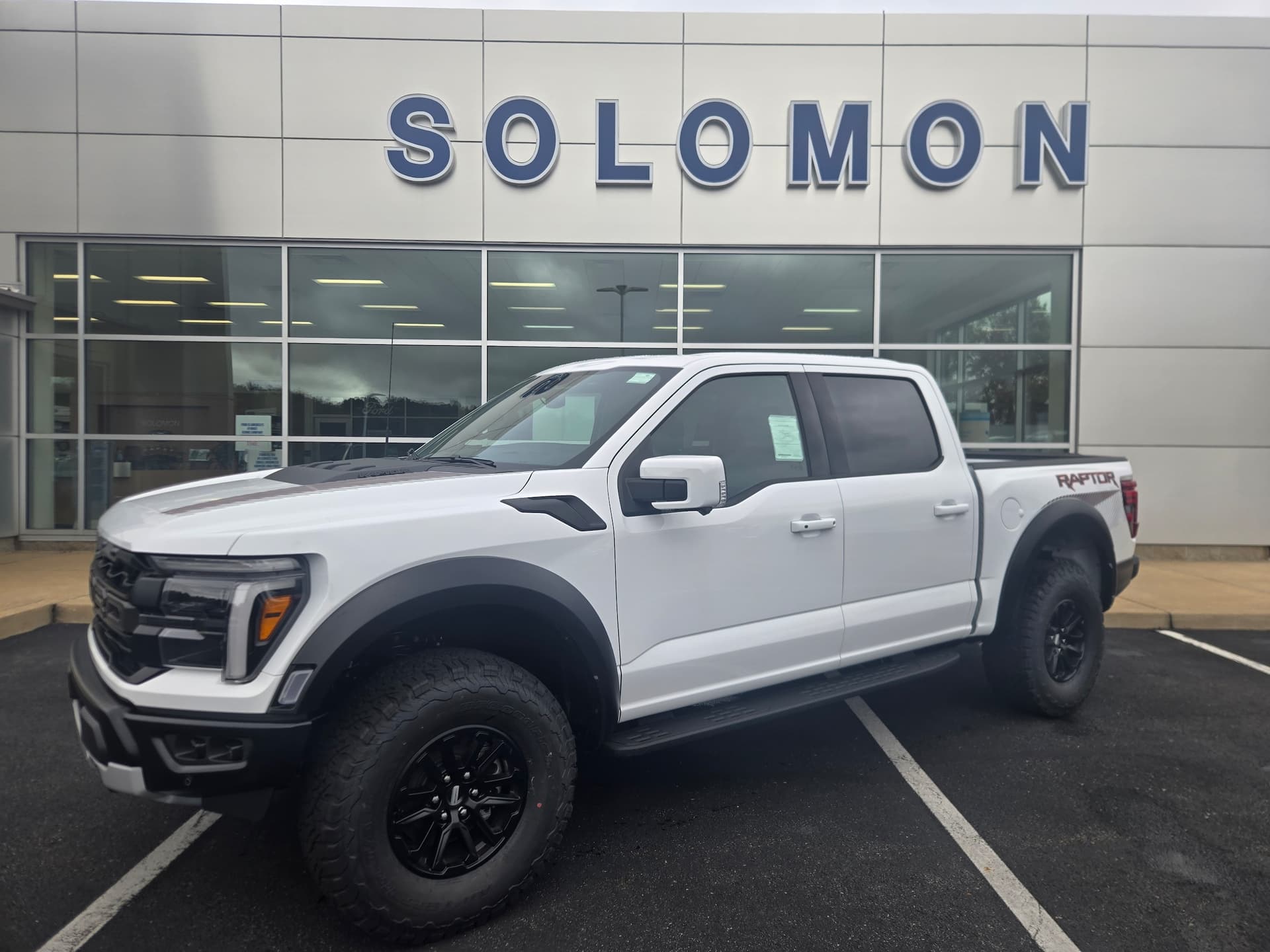 2026 Ford F-150 Raptor — photo 1 of 28