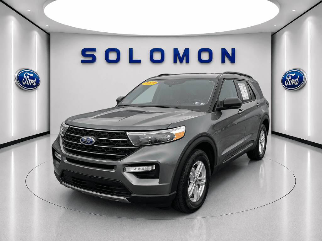 2024 Ford Explorer XLT — photo 1 of 31