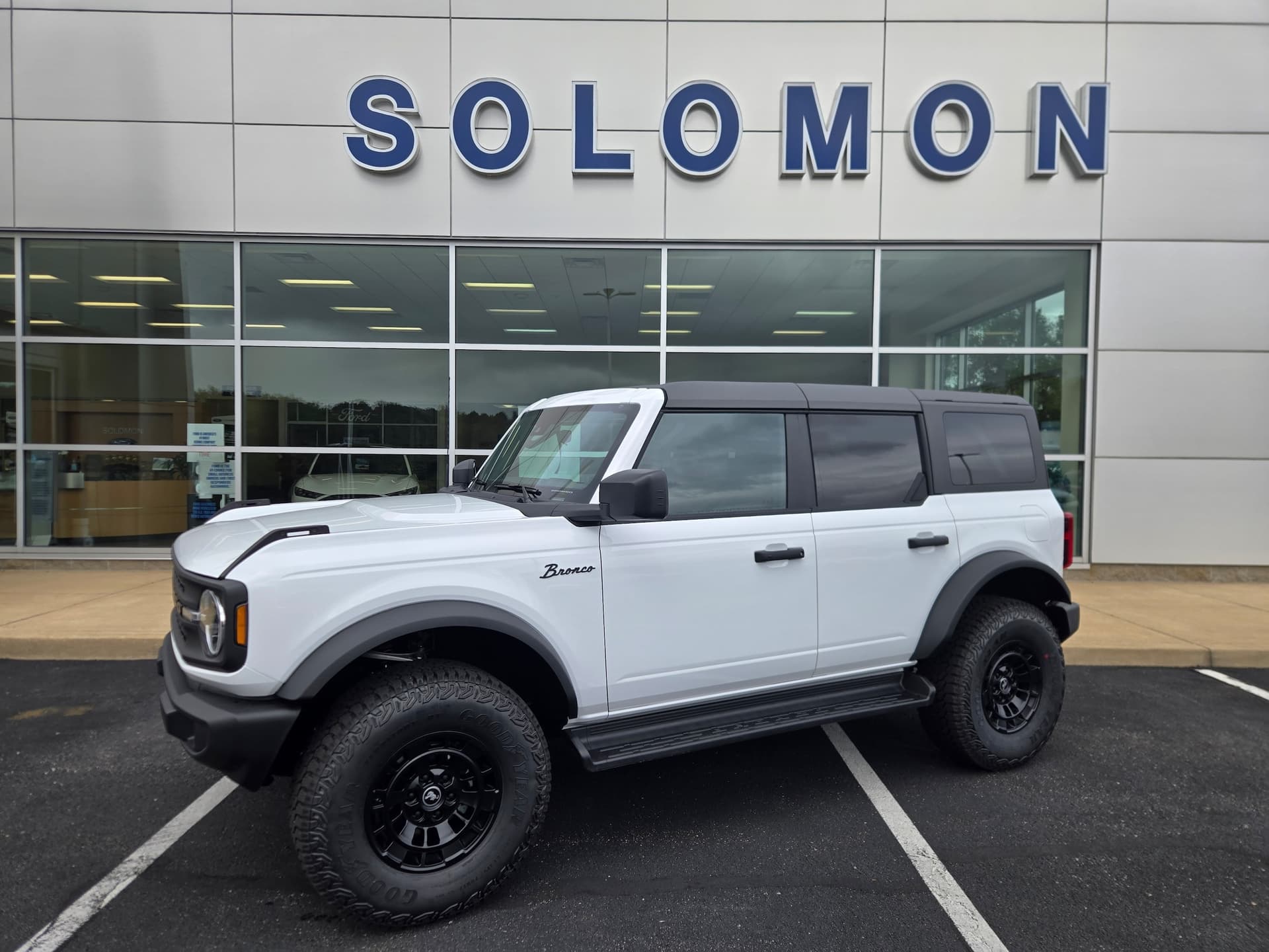 2026 Ford Bronco Big Bend — photo 1 of 54