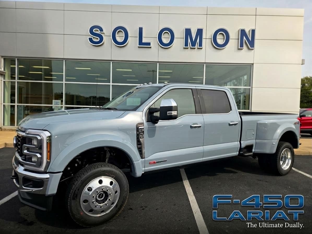 2027 Ford Super Duty F-450 DRW Base — photo 1 of 37