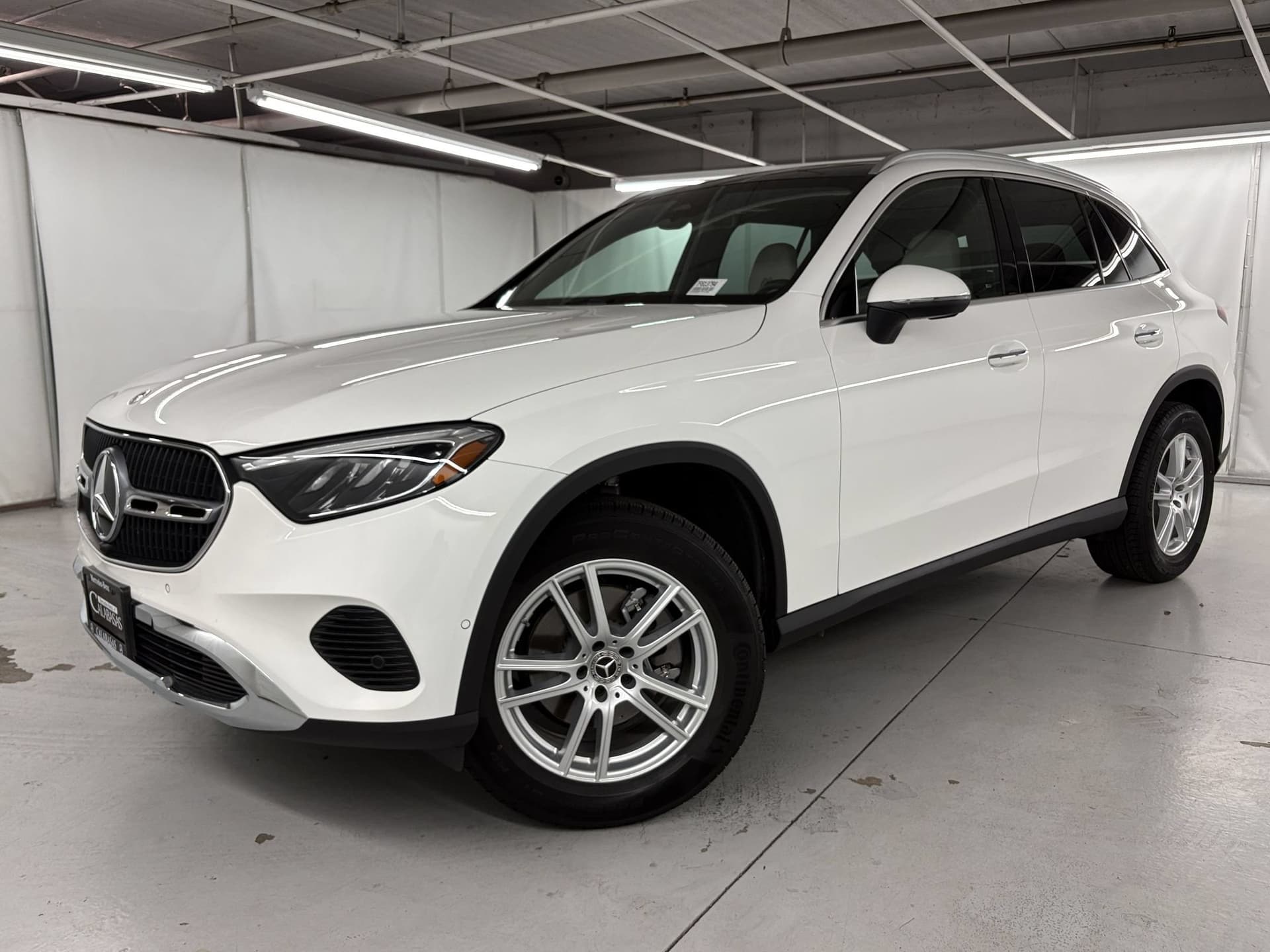 2026 Mercedes-Benz GLC GLC 300 — photo 1 of 65