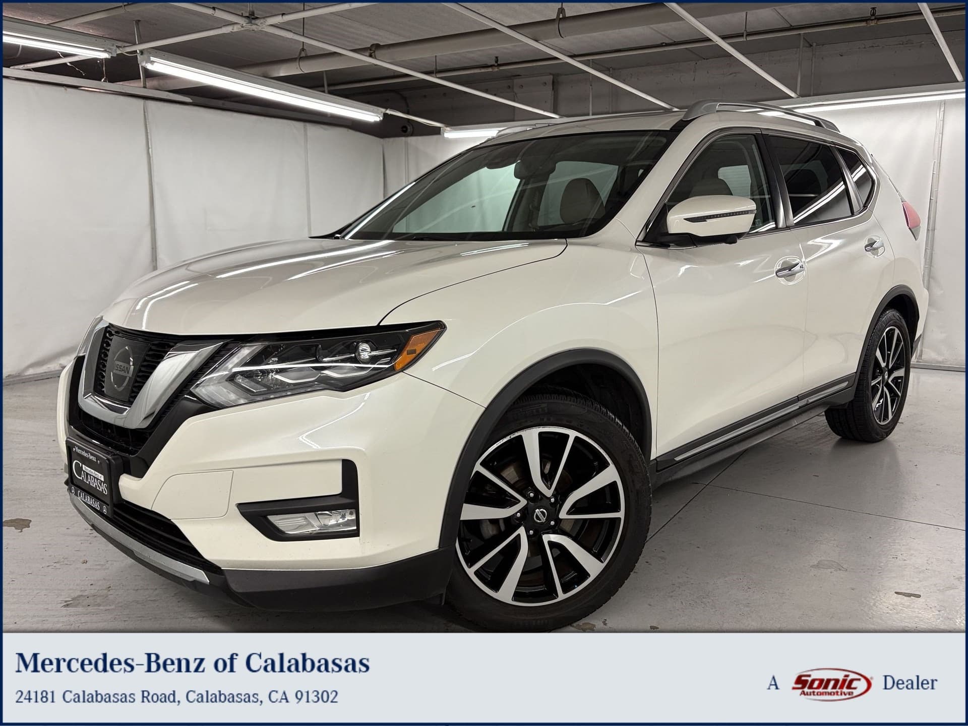 2017 Nissan Rogue SL — photo 1 of 33