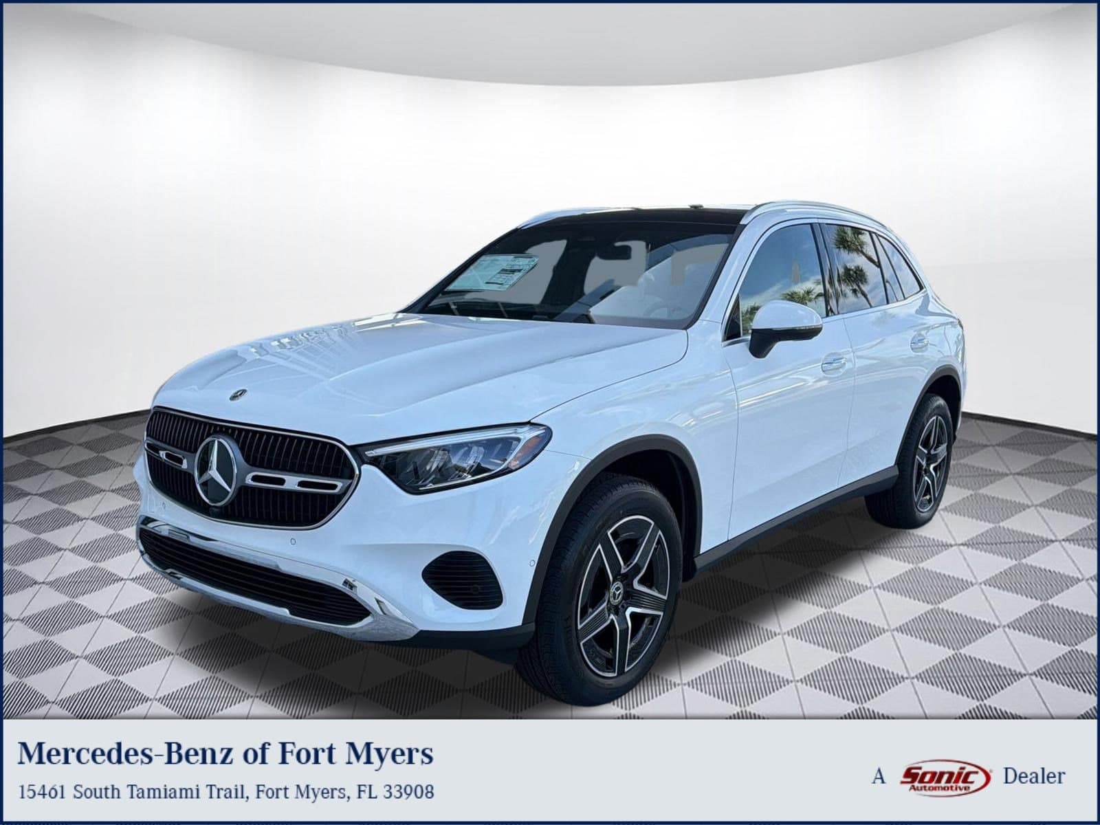 2026 Mercedes-Benz GLC GLC 300 — photo 1 of 33