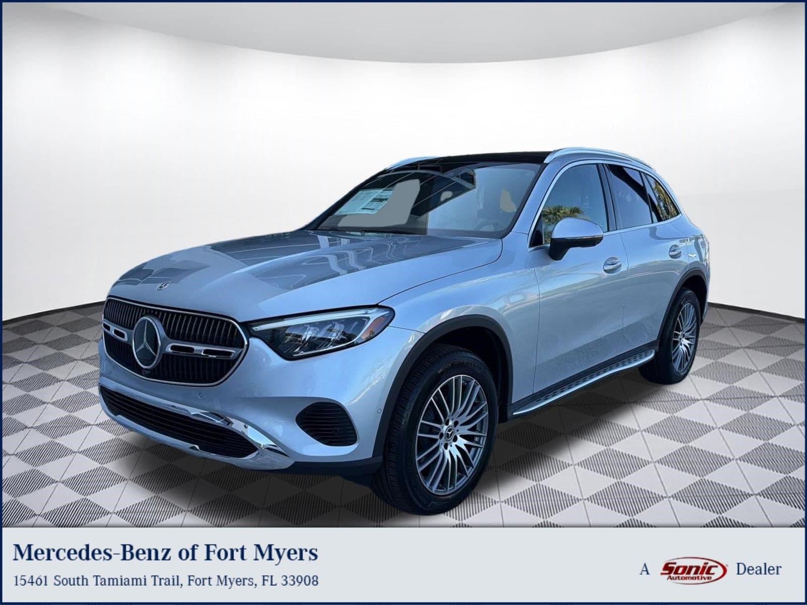 2026 Mercedes-Benz GLC GLC 300 — photo 1 of 34