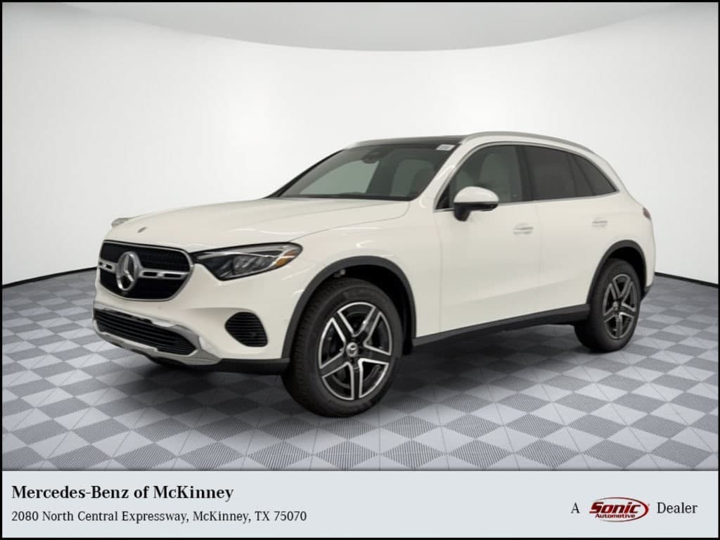 2027 Mercedes-Benz GLC GLC 300 — photo 1 of 32