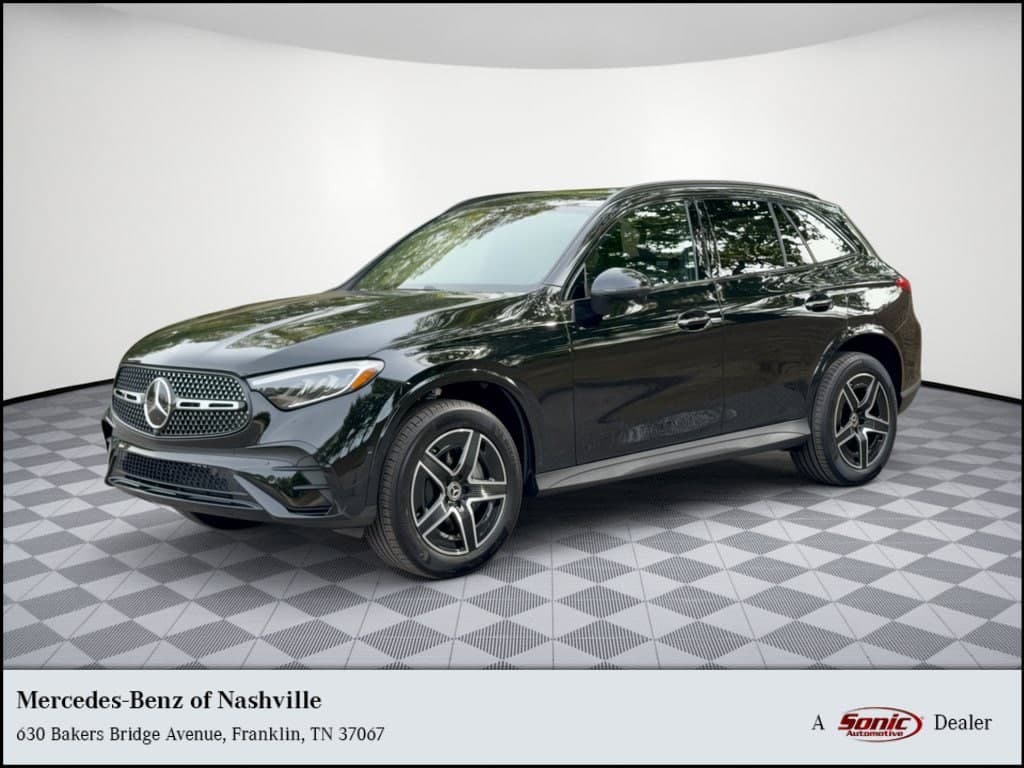 2027 Mercedes-Benz GLC Base — photo 1 of 35