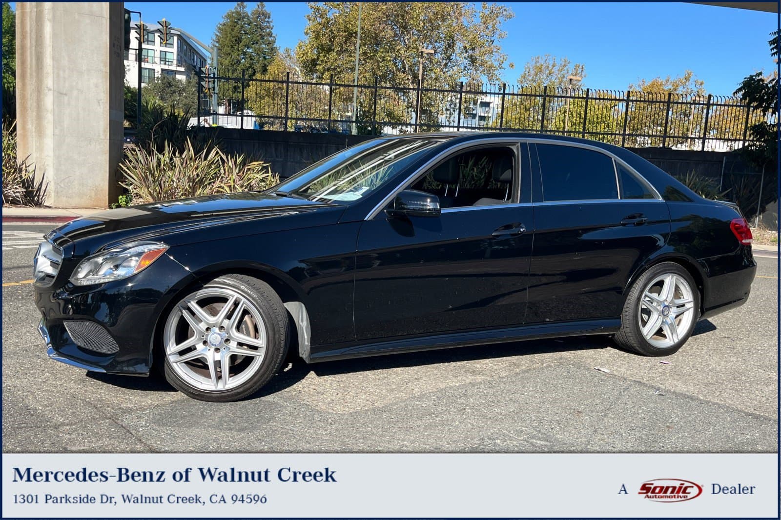 2014 Mercedes-Benz E-Class Base — photo 1 of 25