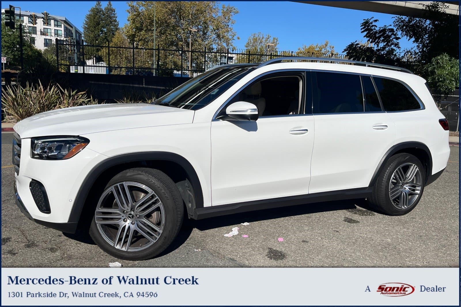 2024 Mercedes-Benz GLS Base — photo 1 of 25