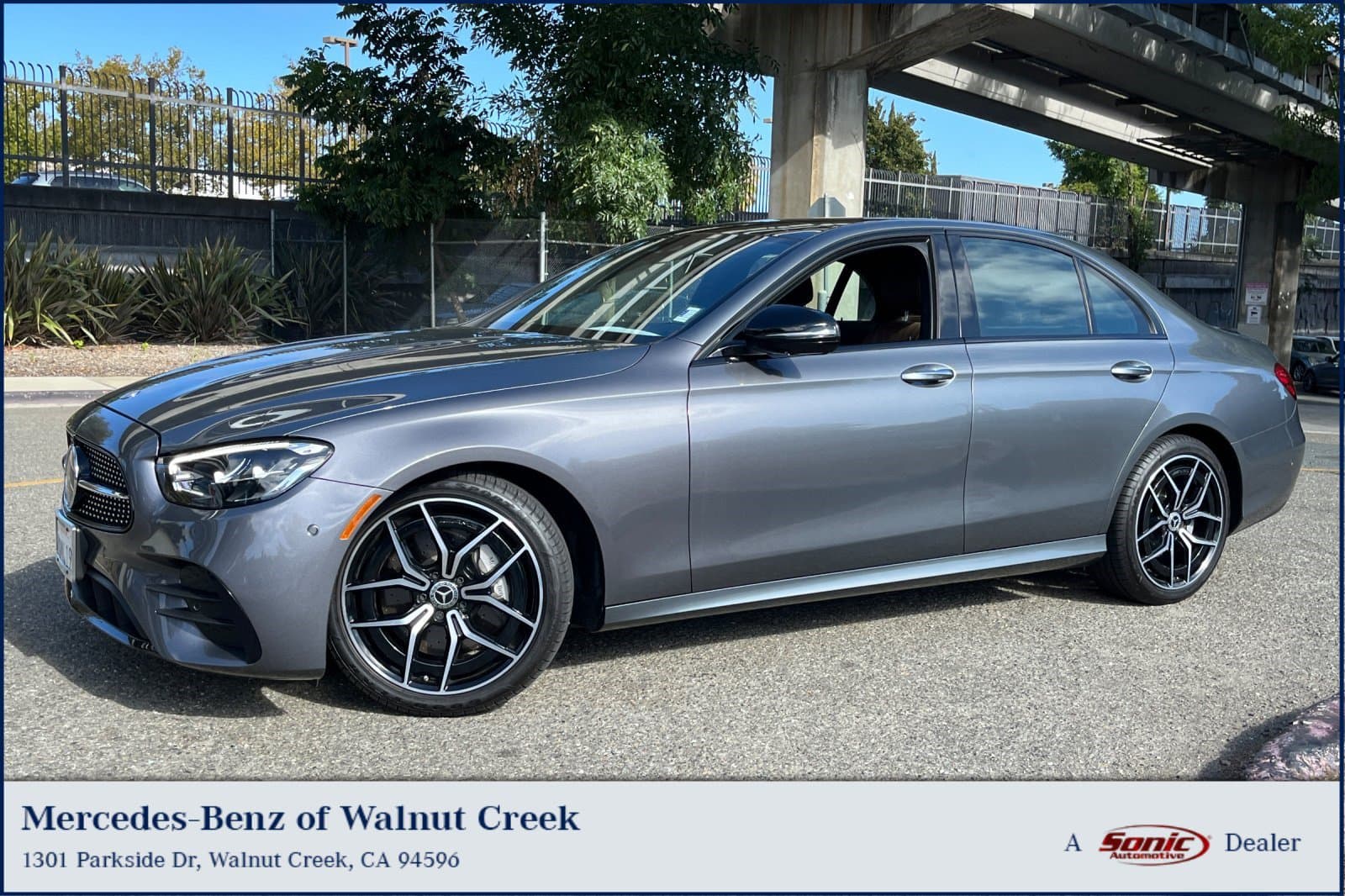 2022 Mercedes-Benz E-Class Base — photo 1 of 25
