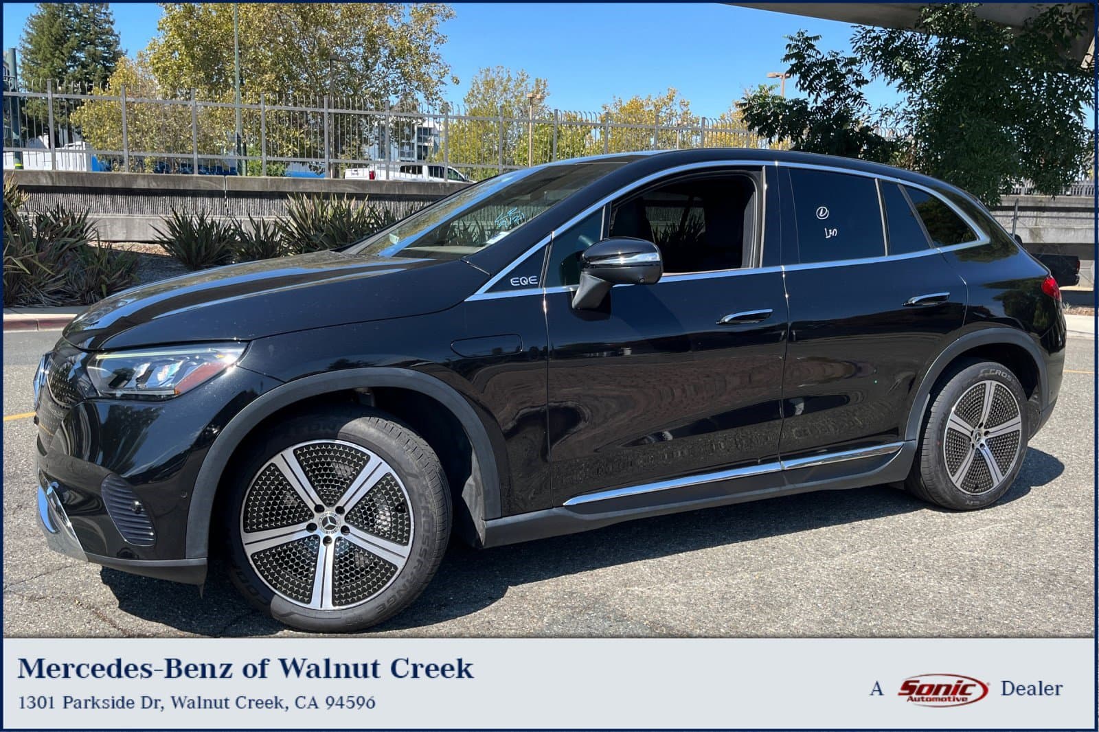 2023 Mercedes-Benz EQE Base — photo 1 of 25