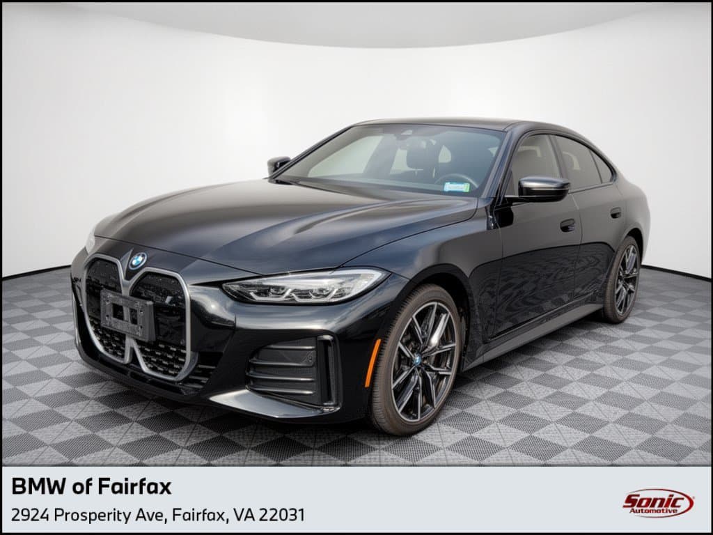 2024 BMW i4 xDrive40 — photo 1 of 31