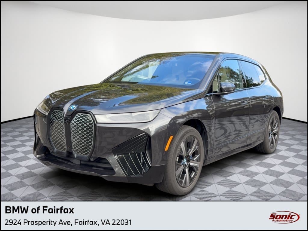 2024 BMW iX xDrive50 — photo 1 of 31