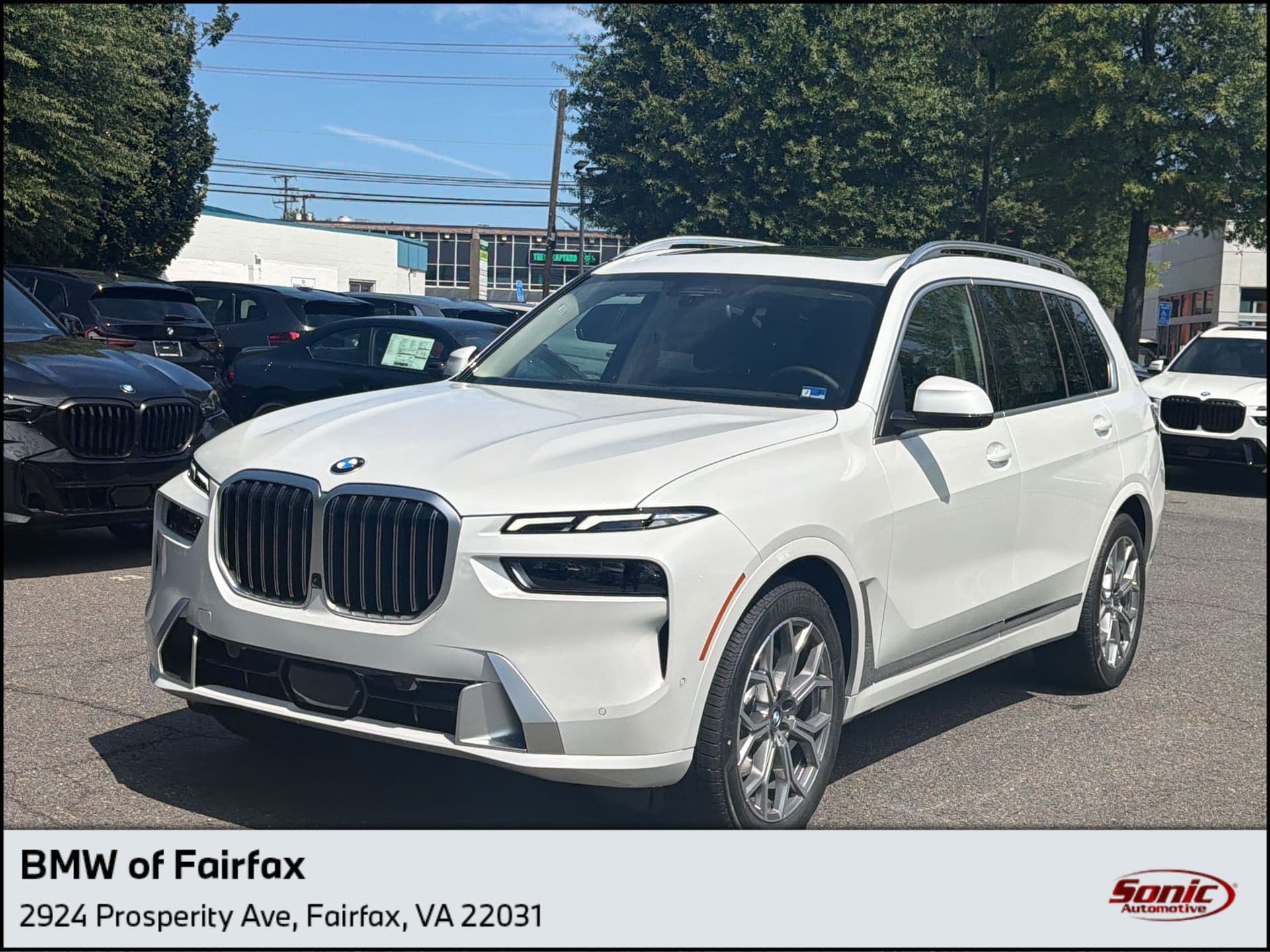 2027 BMW X7 xDrive40i — photo 1 of 45