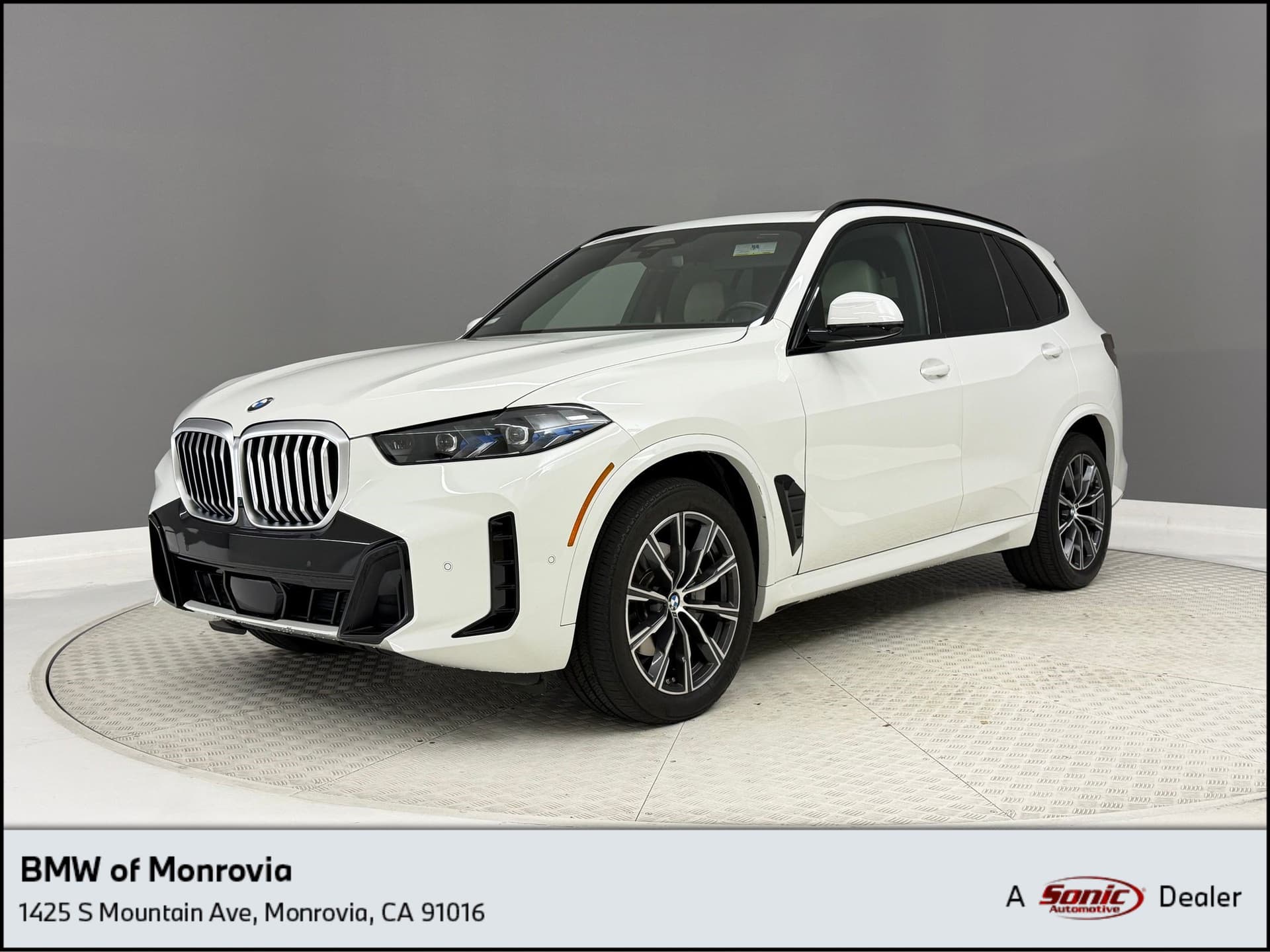 2024 BMW X5 xDrive40i — photo 1 of 12