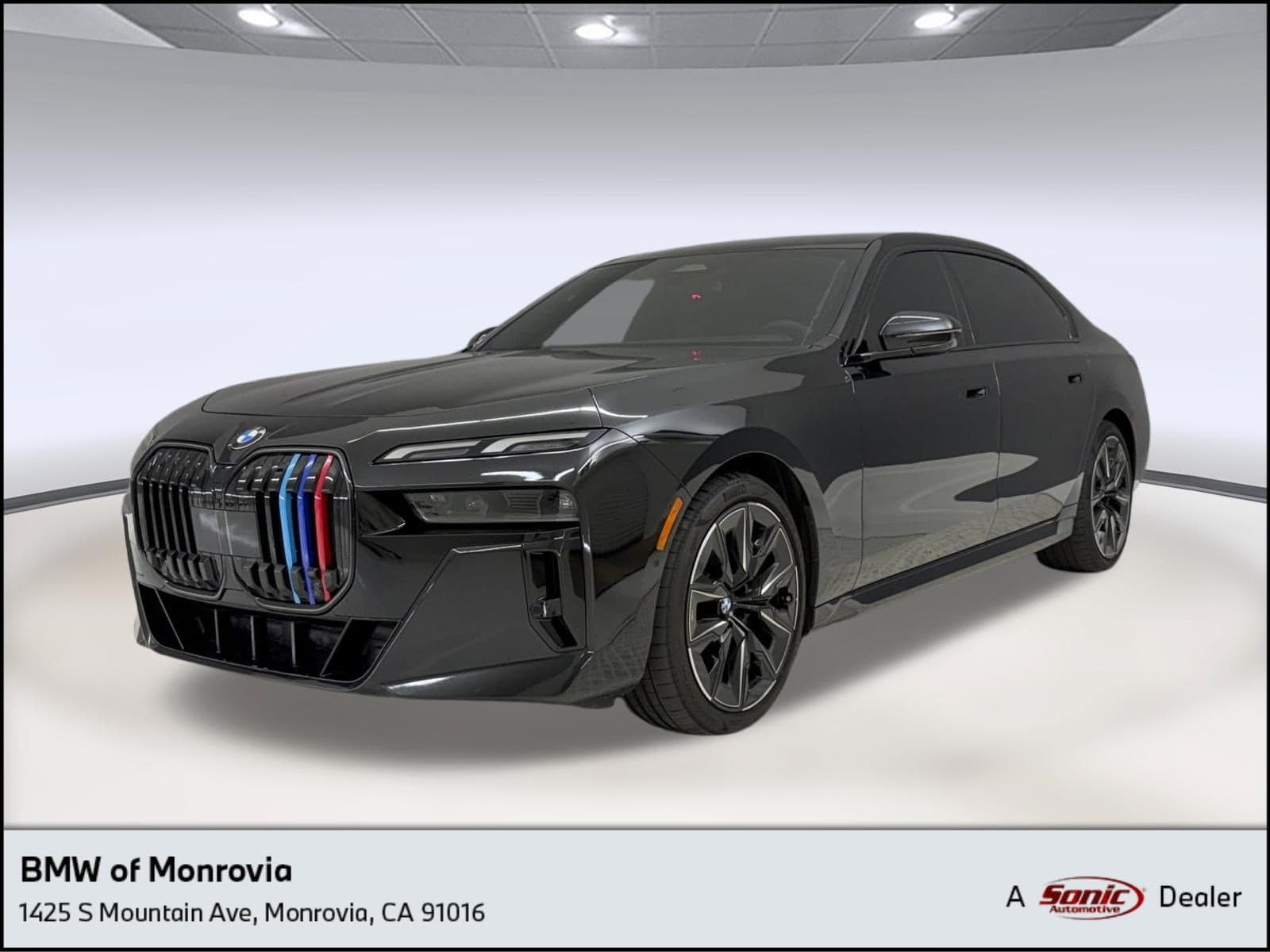2025 BMW 7 Series 740i — photo 1 of 26