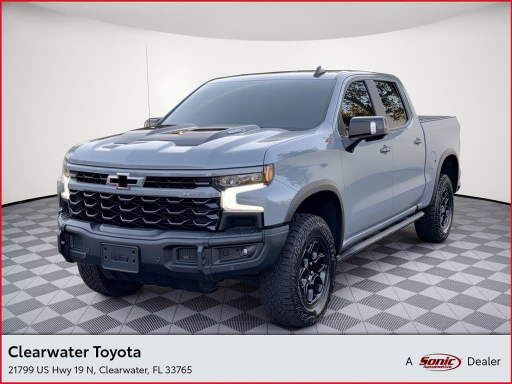2024 Chevrolet Silverado 1500 Base — photo 1 of 32