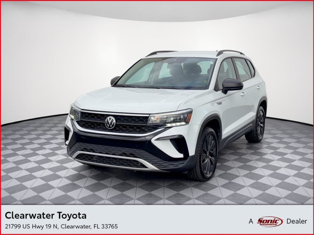 2022 Volkswagen Taos Base — photo 1 of 32