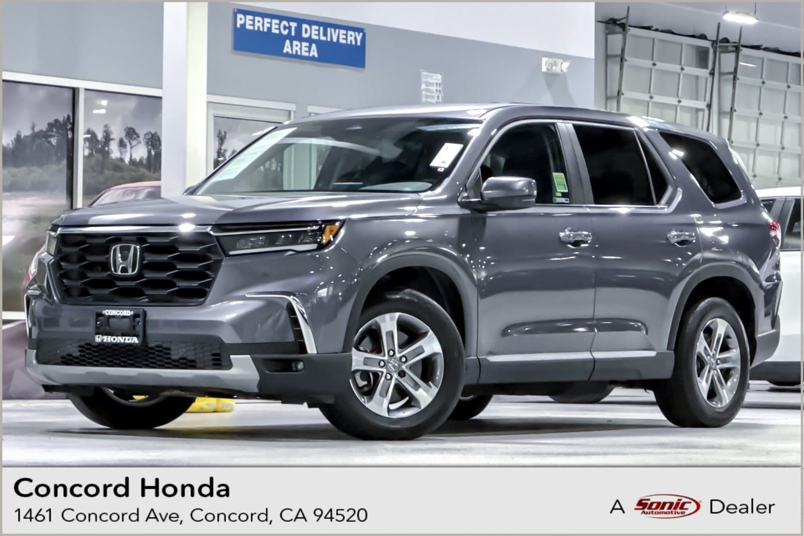 2024 Honda Pilot Base — photo 1 of 35