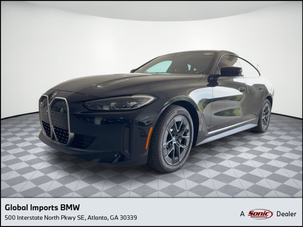 2023 BMW i4 eDrive35 — photo 1 of 10