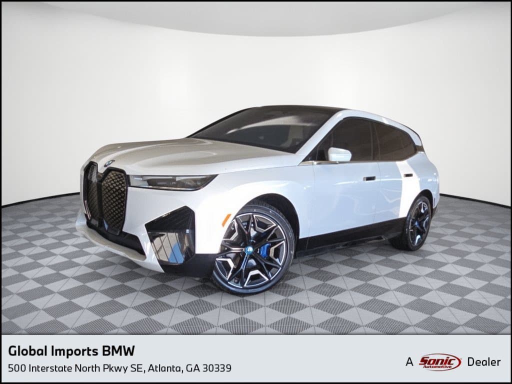 2024 BMW iX xDrive50 — photo 1 of 12