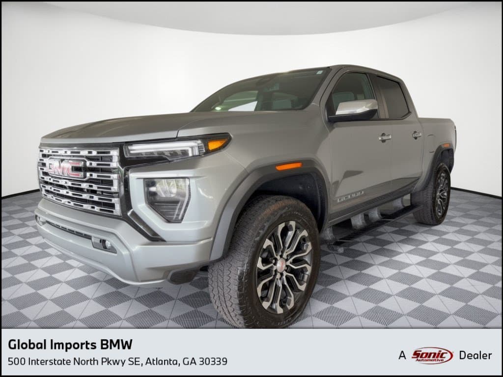 2024 GMC Canyon 4WD Denali — photo 1 of 10