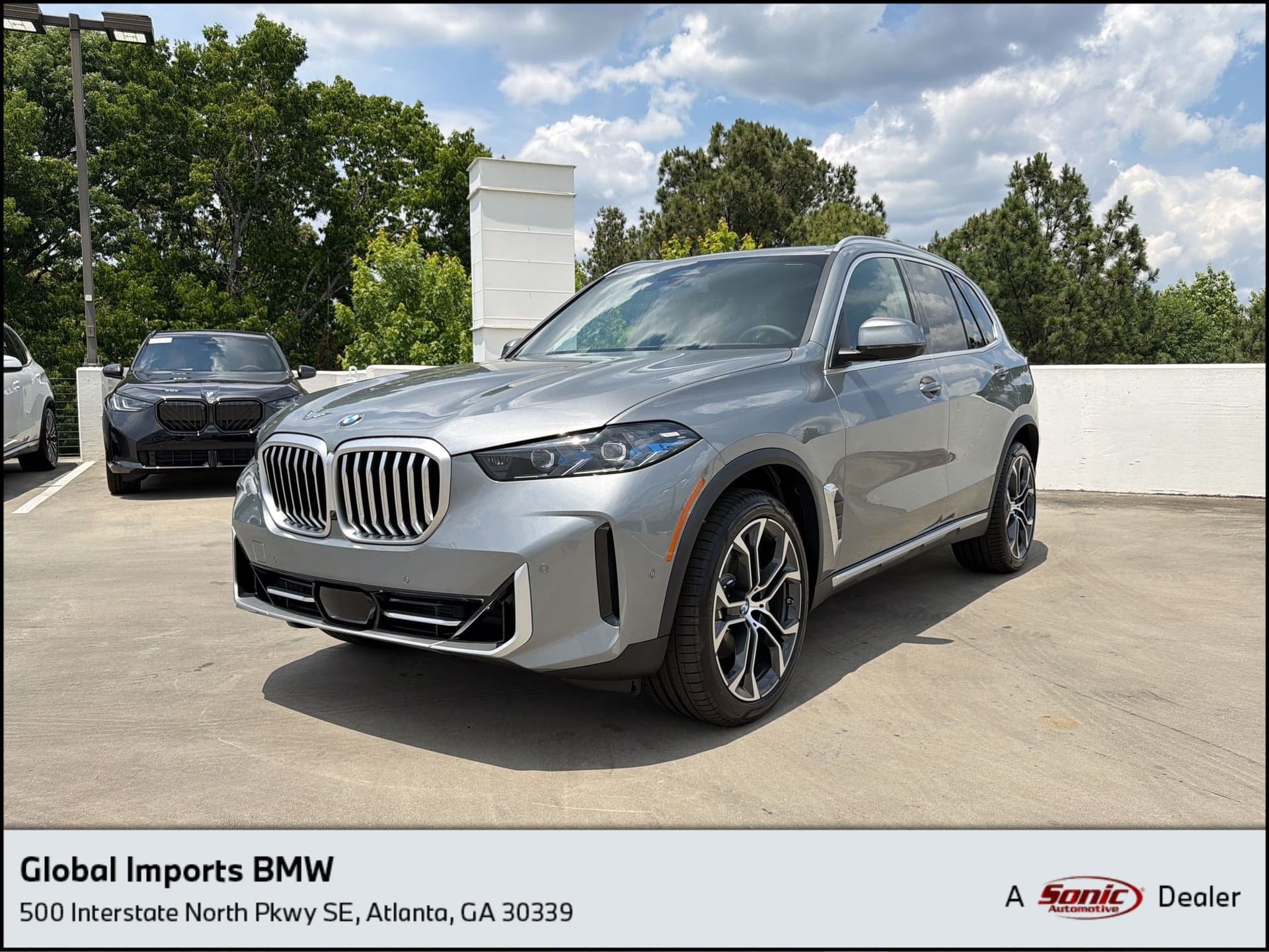 2026 BMW X5 xDrive40i — photo 1 of 42