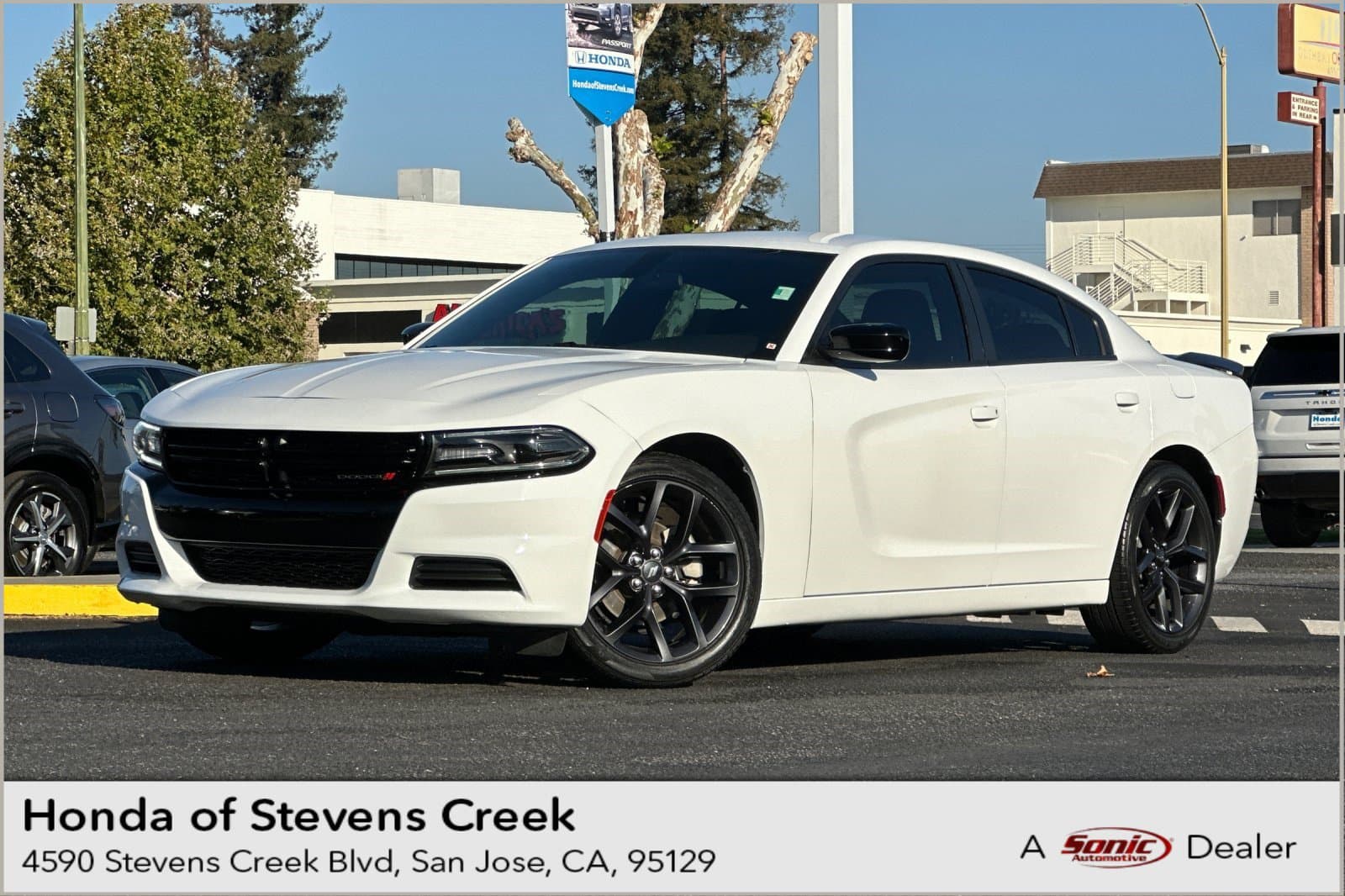 2021 Dodge Charger SXT — photo 1 of 34