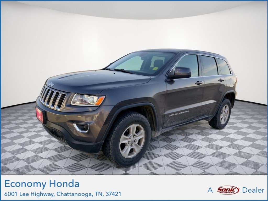 2016 Jeep Grand Cherokee Laredo — photo 1 of 10