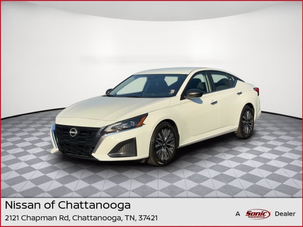 2025 Nissan Altima SV — photo 1 of 35