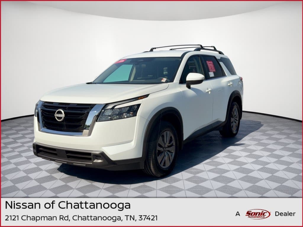 2025 Nissan Pathfinder SV — photo 1 of 35
