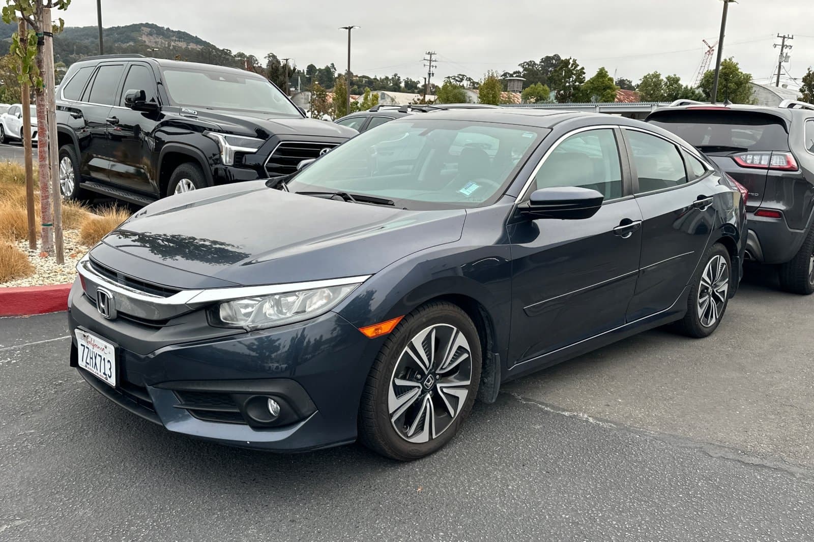 2016 Honda Civic Sedan EX-T — photo 1 of 3