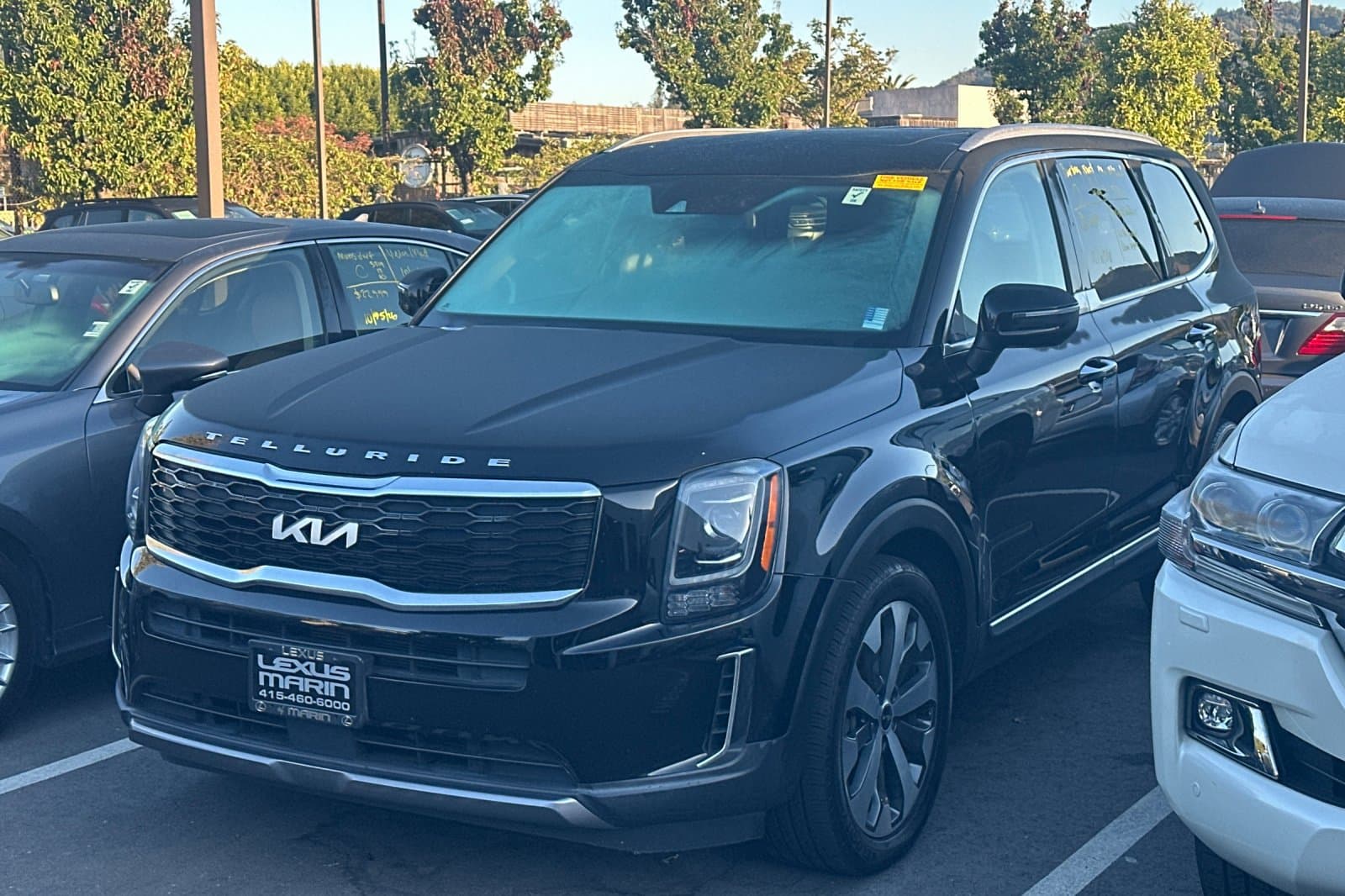 2022 Kia Telluride S — photo 1 of 3