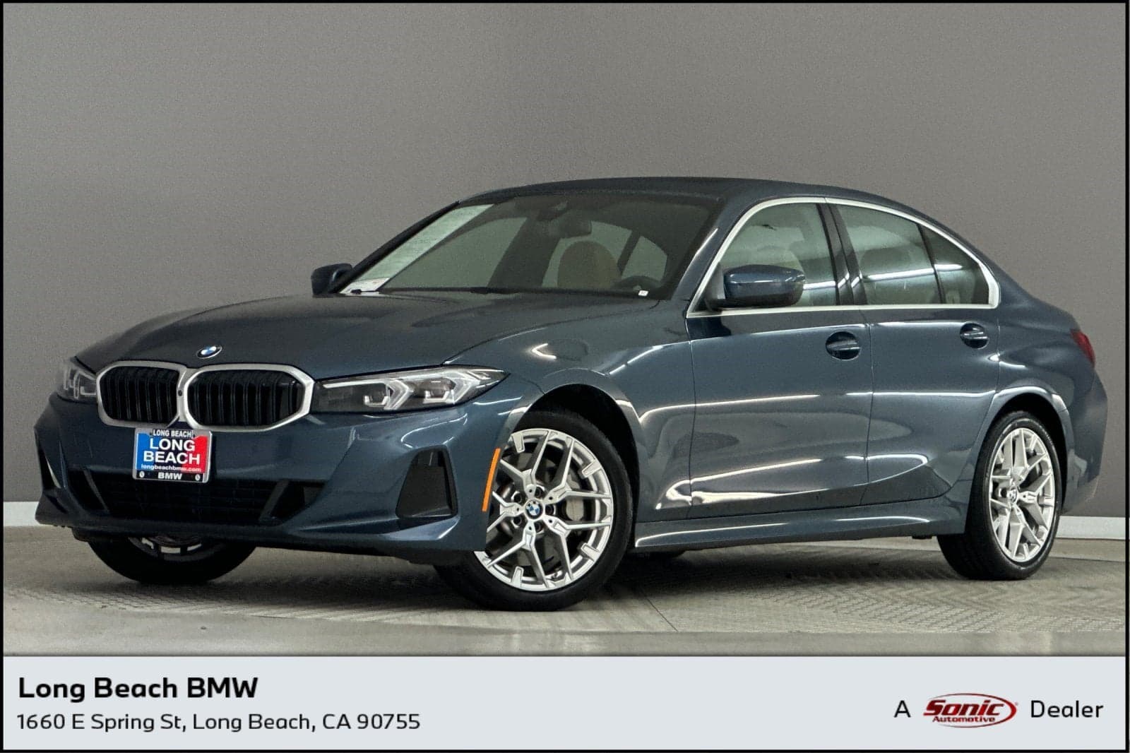 2025 BMW 3 Series 330i — photo 1 of 35