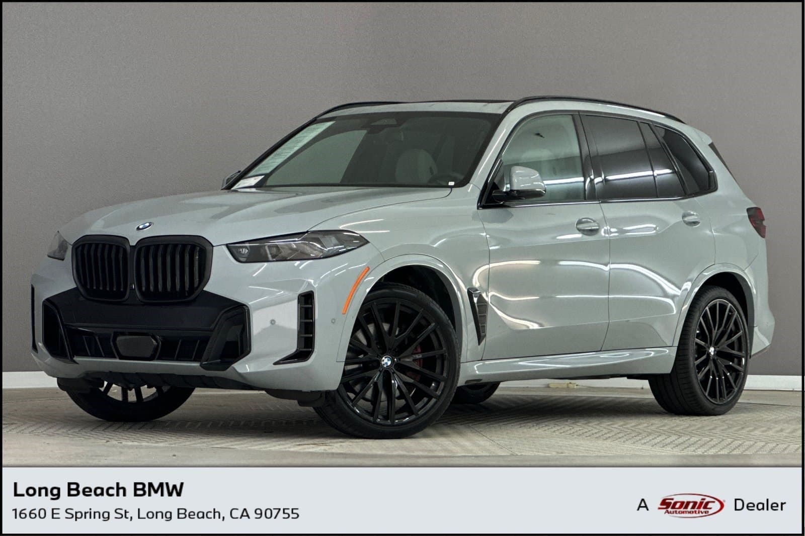 2025 BMW X5 sDrive40i — photo 1 of 36