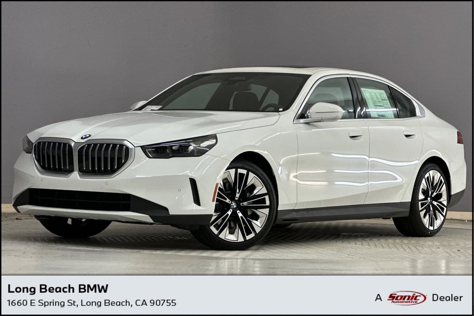 2026 BMW 5 Series 530i — photo 1 of 43