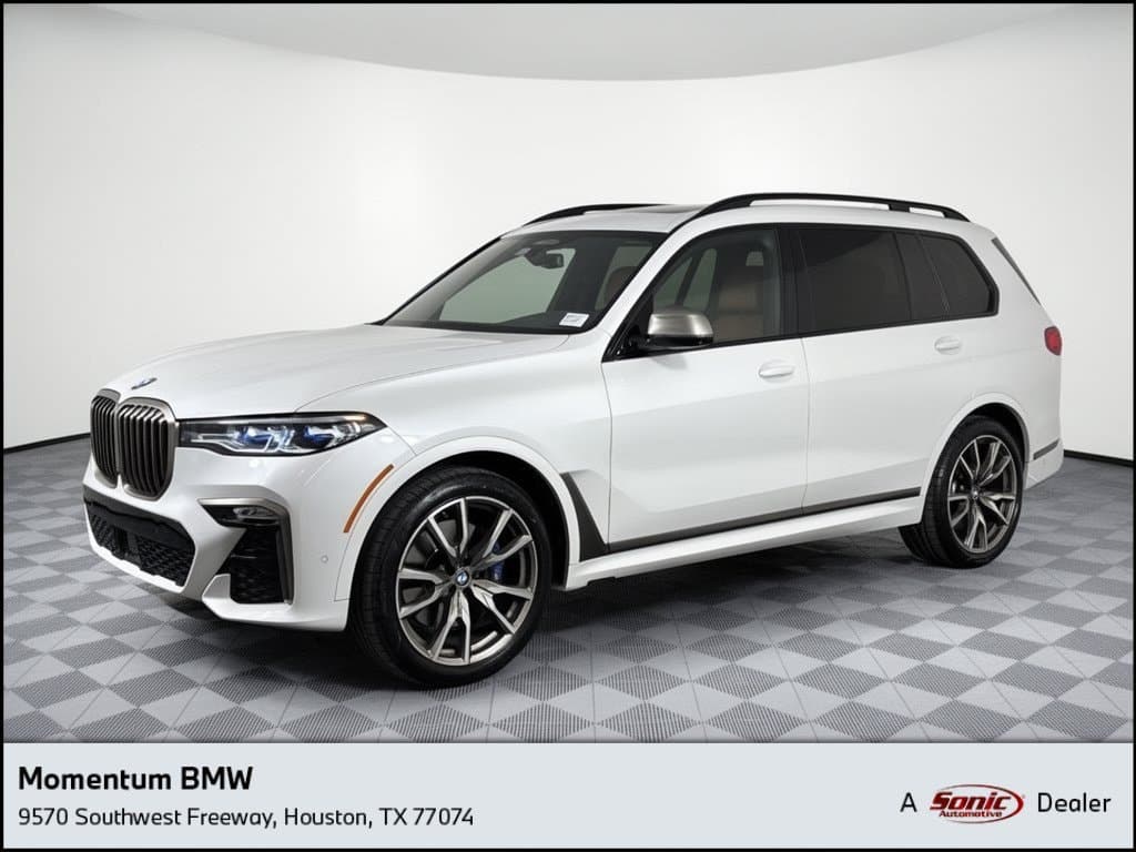 2022 BMW X7 M50i — photo 1 of 32