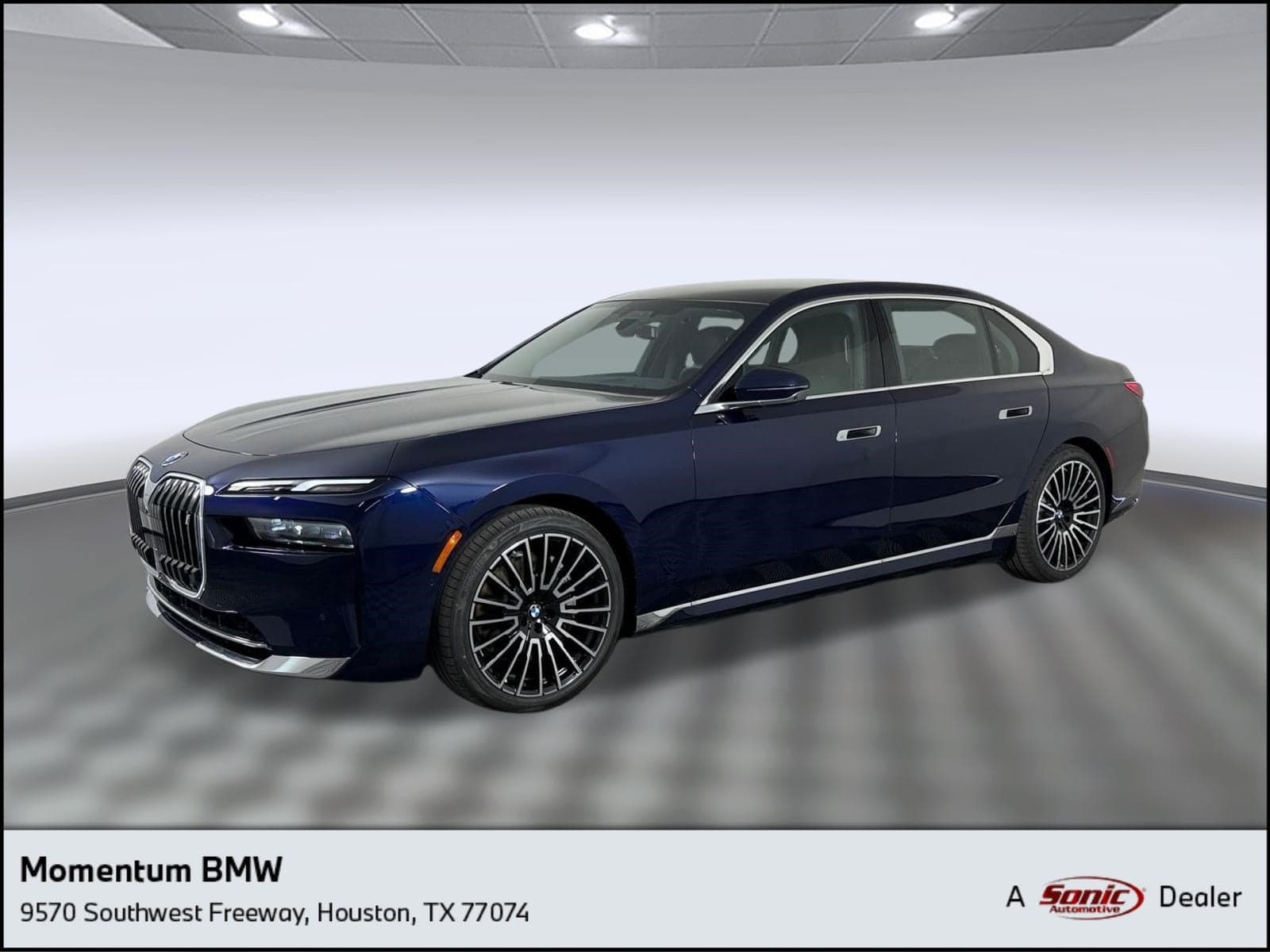 2026 BMW i7 eDrive50 — photo 1 of 33