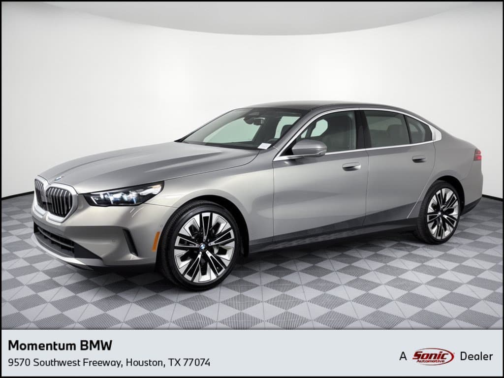 2026 BMW 5 Series 530i — photo 1 of 31