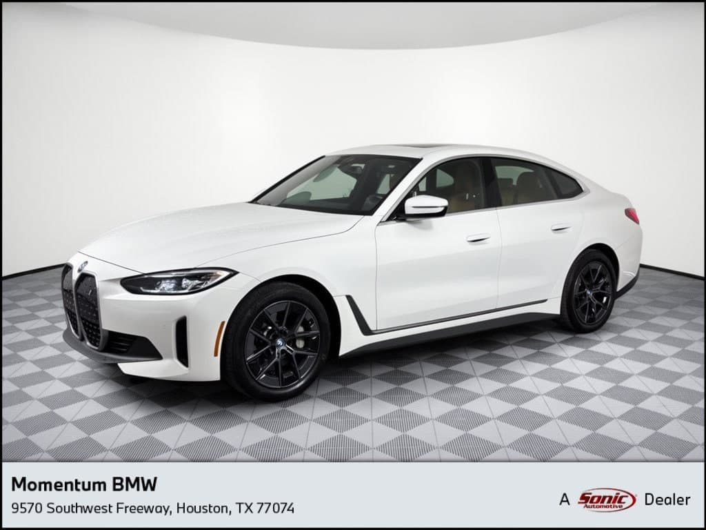 2023 BMW i4 eDrive35 — photo 1 of 31
