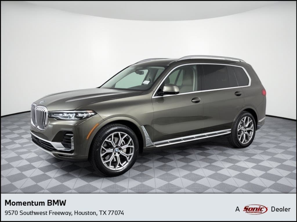 2022 BMW X7 xDrive40i — photo 1 of 32