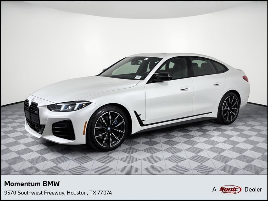 2026 BMW 4 Series M440i — photo 1 of 31